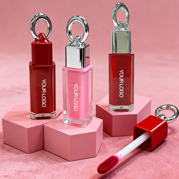 Wholesale Vegan Lip Gloss Keychain Long Lasting Clear Shimmer Glitter Lip Oils High Pigment Moisturizing Matte Sunscreen