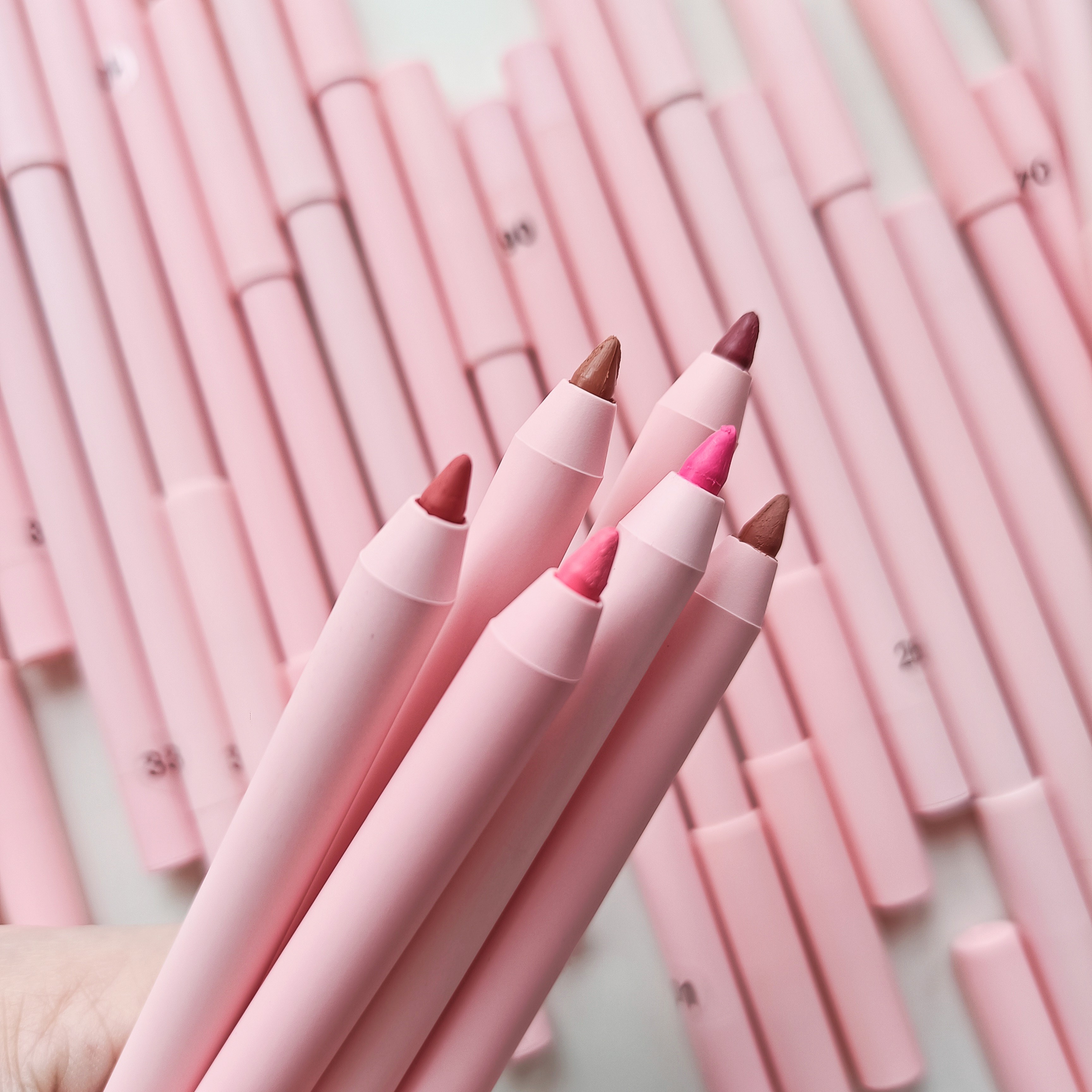 Custom Logo Twist up Vegan Creamy Lip Liner Brown Lip Liners Waterproof Long Lasting Lipliner Pencil Vendor Private Label