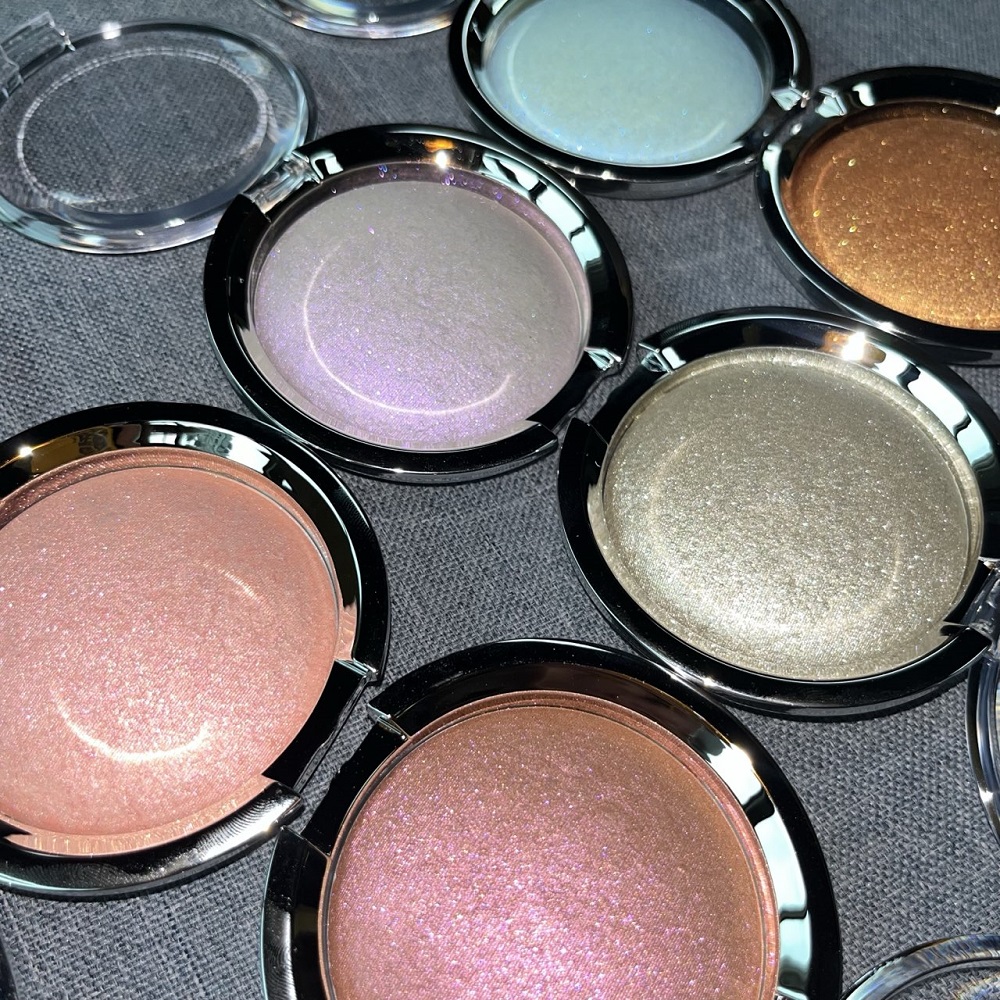 Private Label Wholesale Makeup Vegan Single Highlighter Shimmer Compact Cream Waterproof Duochrome Face Highlighter Pressed Form