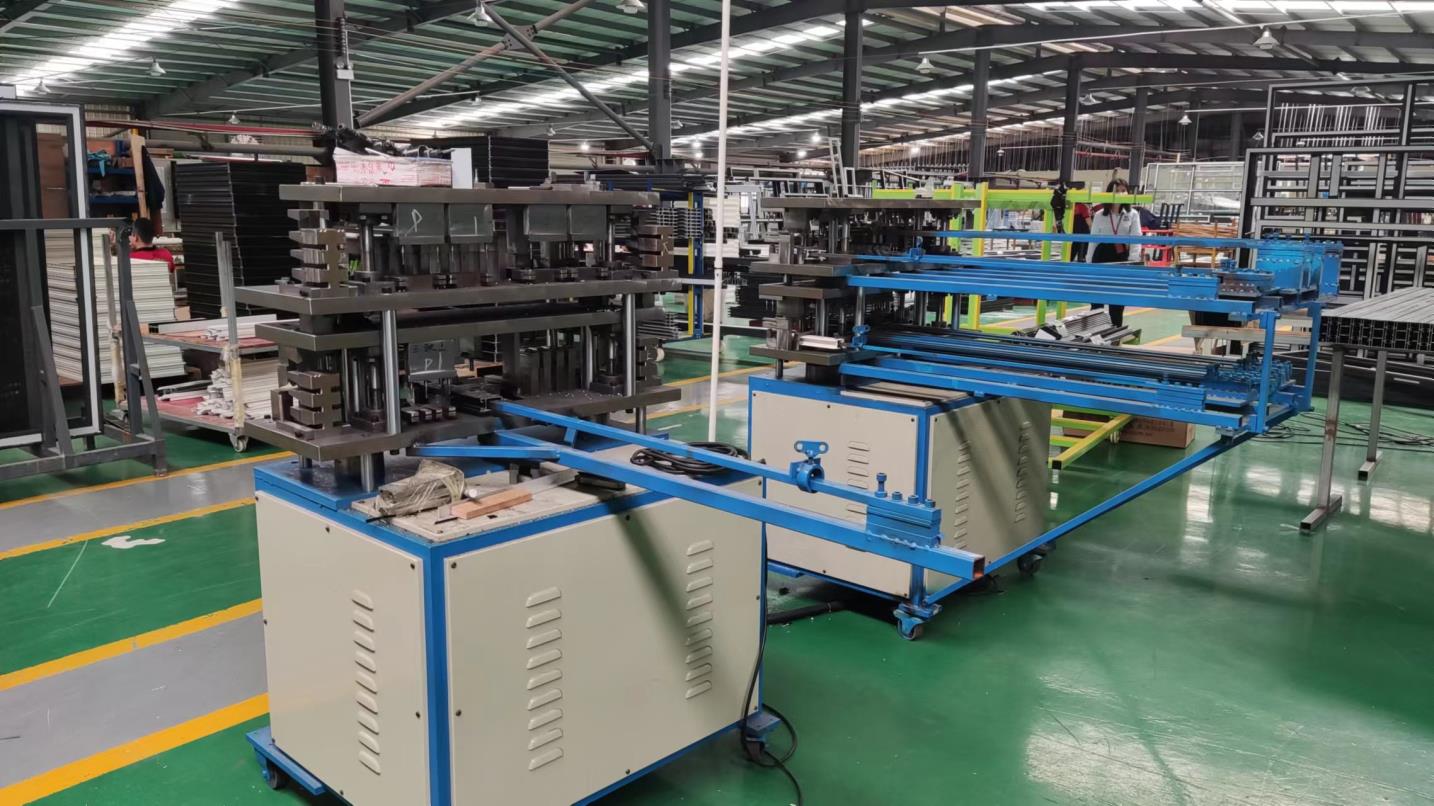 Automated Laminator Machine for Surface Foil and Film