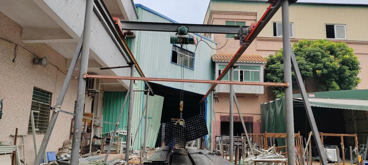 Line hoisting machine