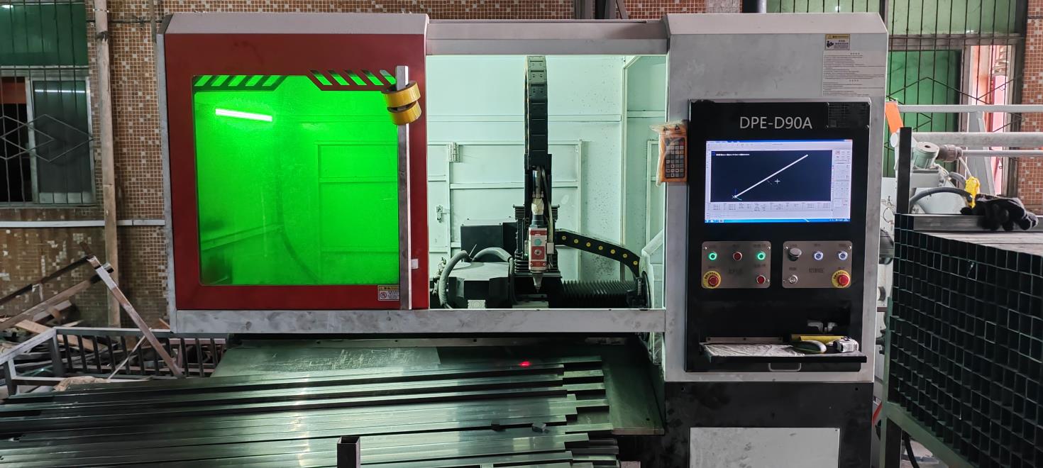 Laser Cutting Machine