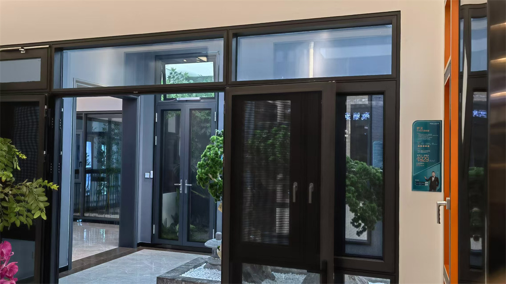 Exclusive Modern Residential Villa Window Systems