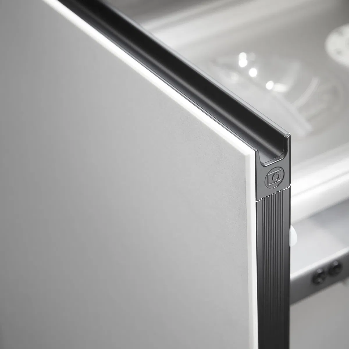 Solid Wooden Wholesale White Gloss Custom Modular Cuisine Equipment Hutch Flat Pack American Modern Storage Home Kitchen Cabinets