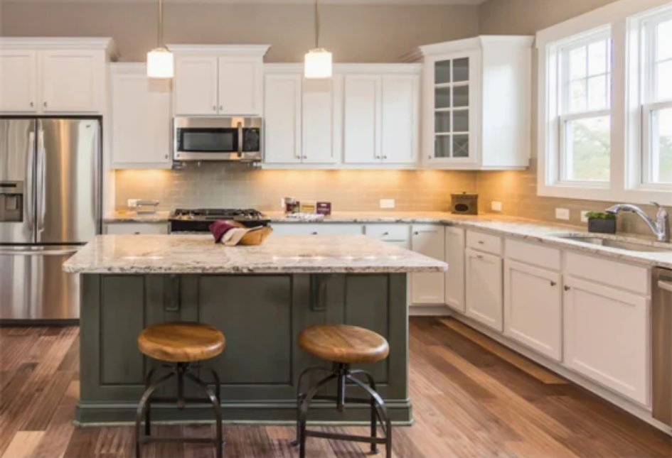 Custom New Design Modern High Gloss Slim Tall Uni Upper Corner Narrow White Shaker Carved Solid Dark Wood Rta Lacquer Modular/MDF/PVC/Melamine Kitchen Cabinet