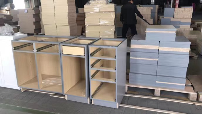 European Style American Standard Size Grey Shaker Wooden Paint Kitchen Cabinets