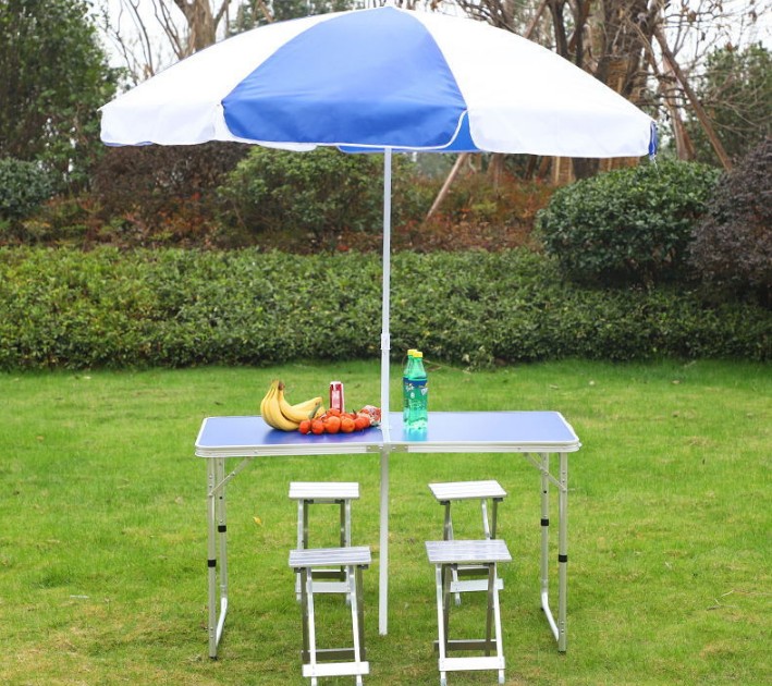 Folding Table Detail