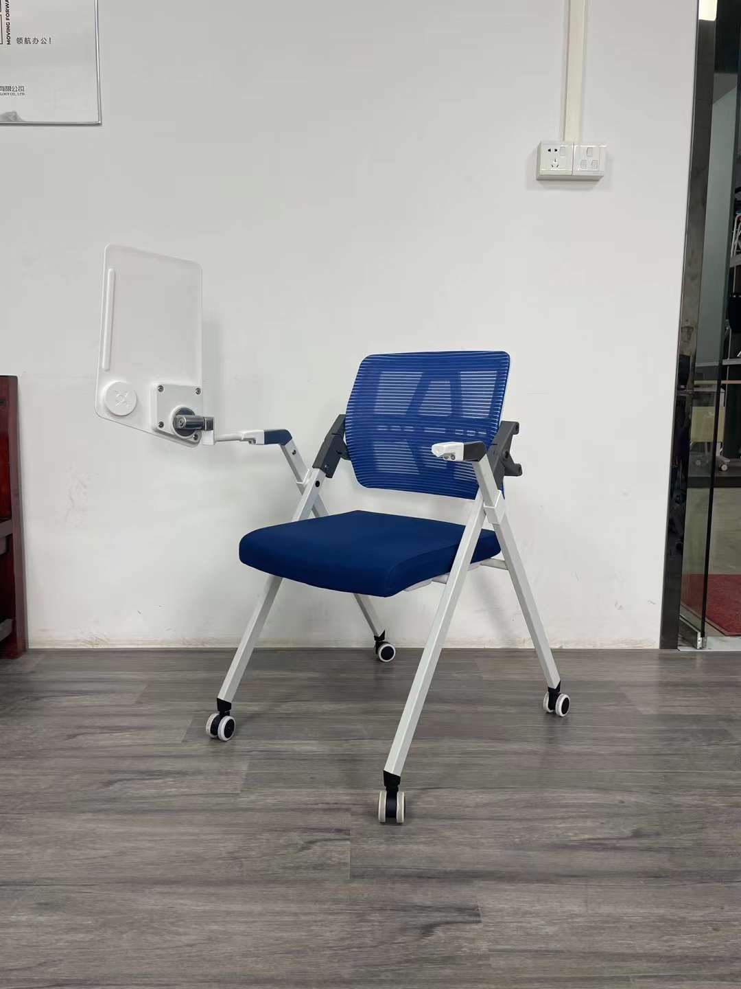 Product Feature 3
