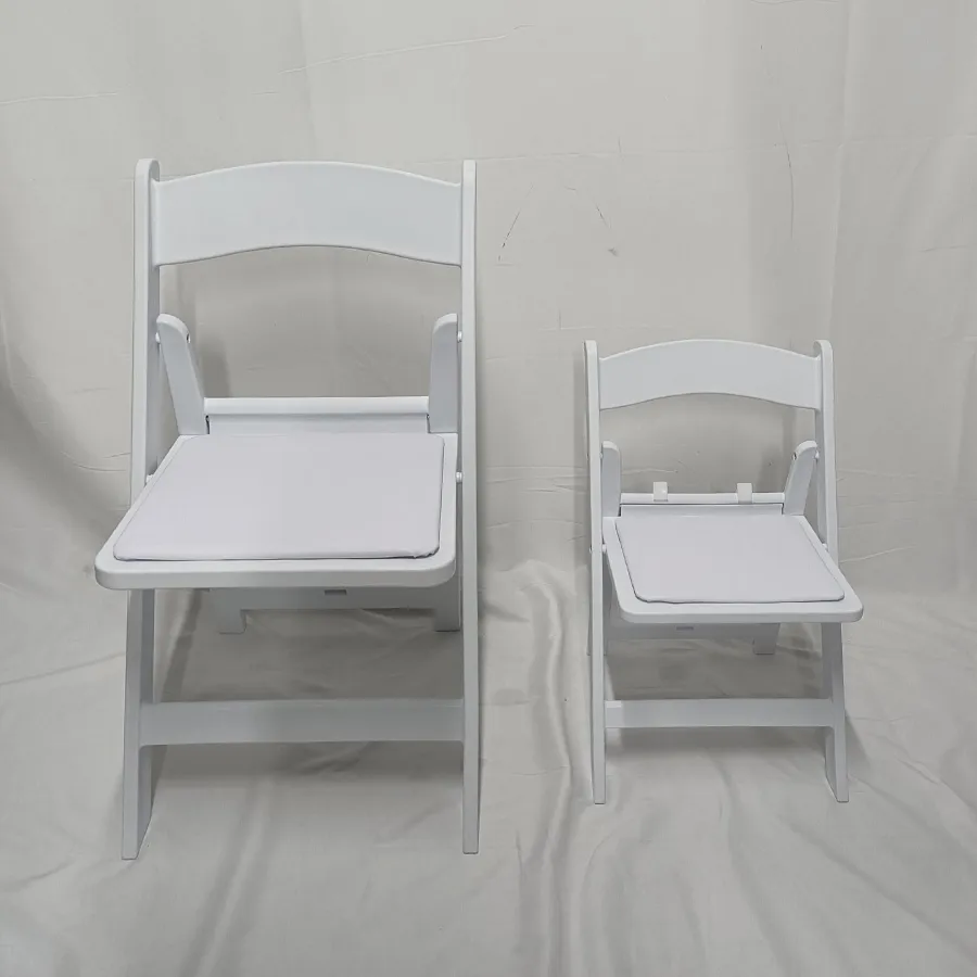 Polypropylene Portable Outdoor Garden Plastic White Padded Folding Resin Chair