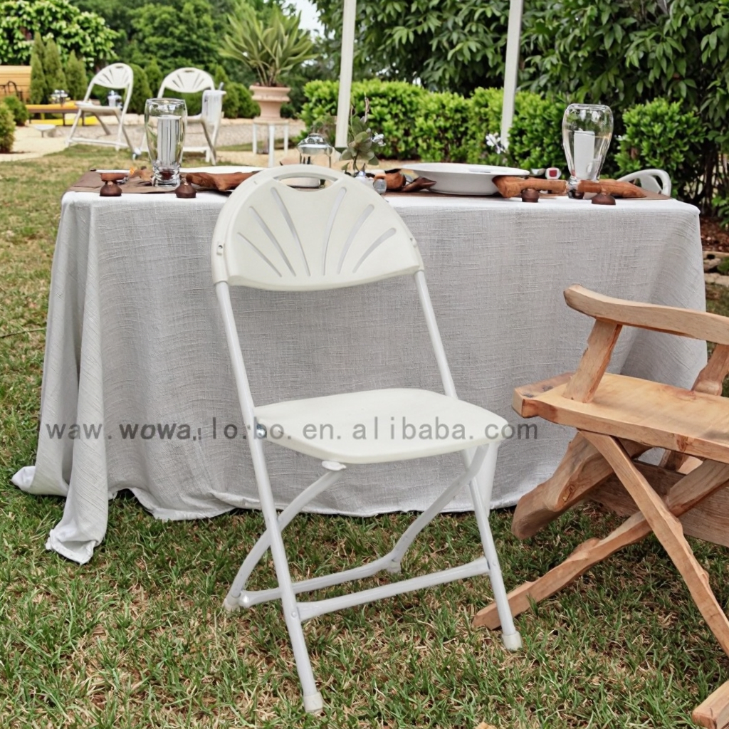 Modern White Folding Steel Chair Resin PP Plastic for Outdoor Garden Lawn Park Events Weddings Villas