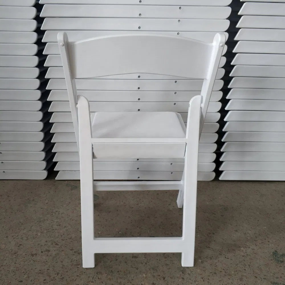 Polypropylene Portable Outdoor Garden Plastic White Padded Folding Resin Chair