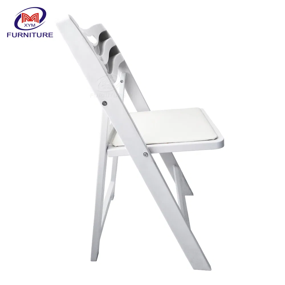 Xinyimei New Style Outdoor Wedding Party Dining Resin Folding Wimbledon Chair