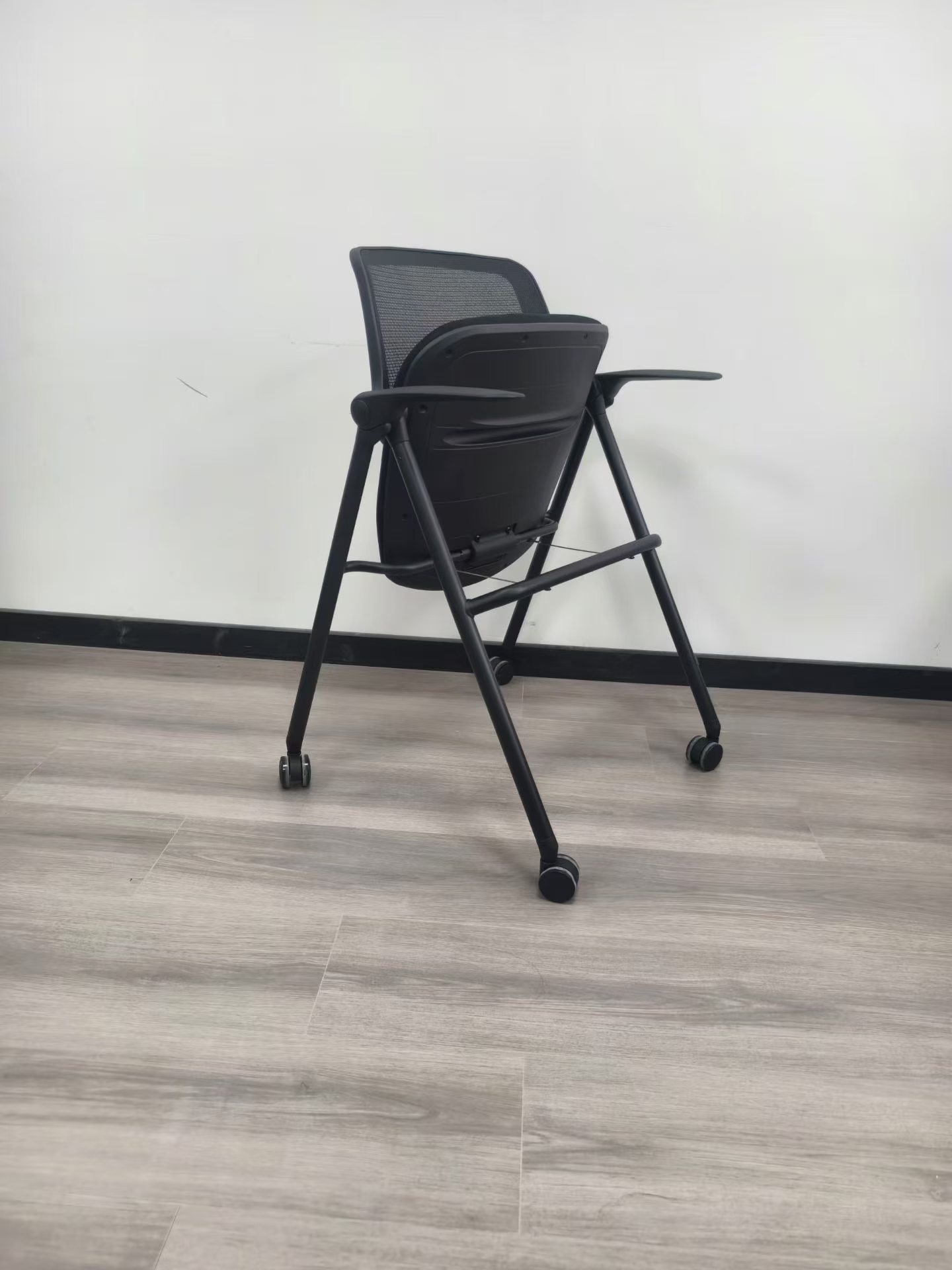 Training Foldable Chair with Mesh Backrest Fabric Seat, Wheels, No Installation , Suitable for School Offices Hotel Meetings
