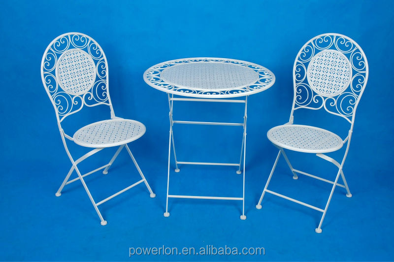 Elegant Garden Folding Chair Display