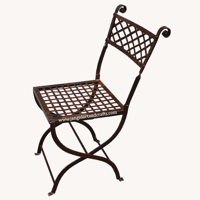 Popular Antique Rustic Wrought Iron Folding Restaurant Dining Vintage Industrial Style Metal Outdoor Garden Dinning Chair Sale