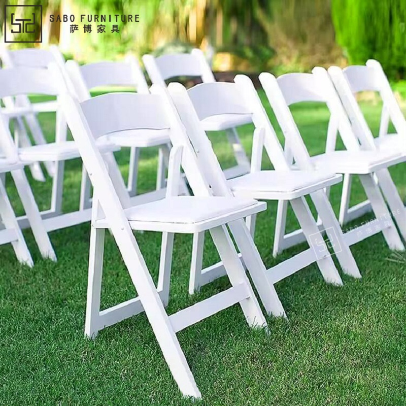 Factory Supply White Resin Wimbledon Garden Chair Foldable Outdoor Furniture Wholesale Modern Banquet Restaurant PP Plastic Party Event Wedding Folding Chairs