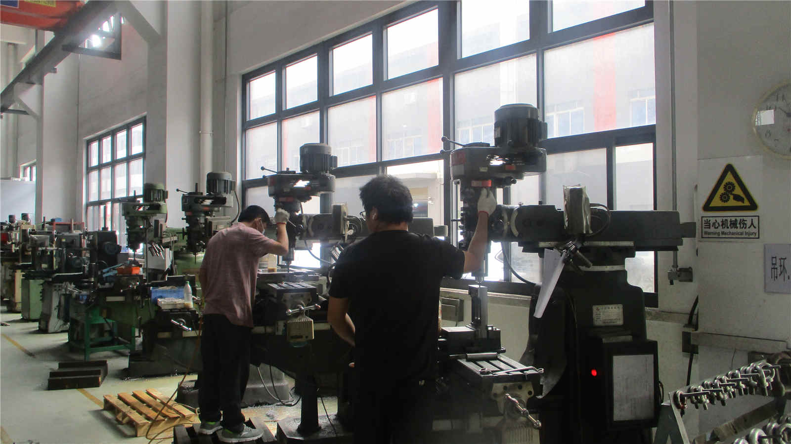 Precision Milling Equipment