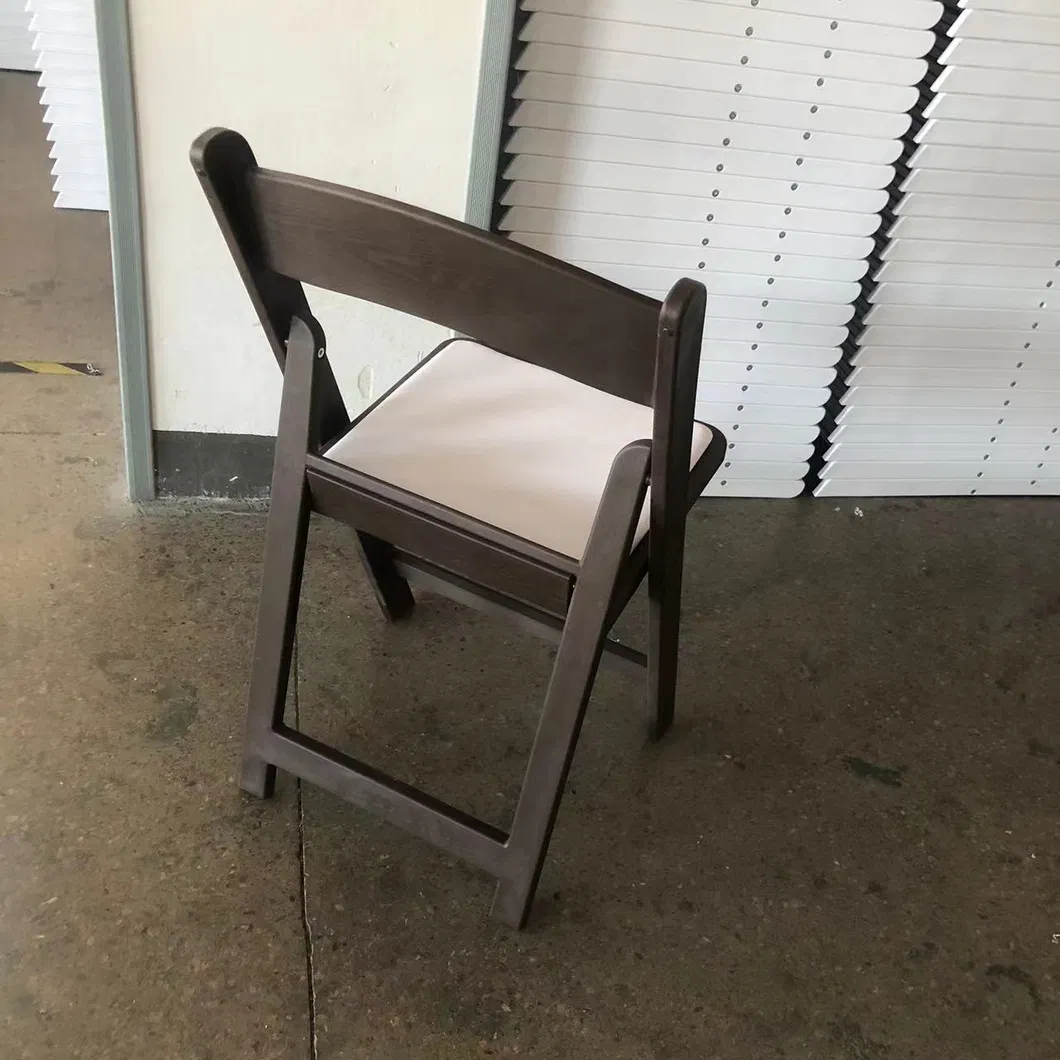 Wholesale Portable Weddings Outdoor Padded Brown Resin Folding Chairs