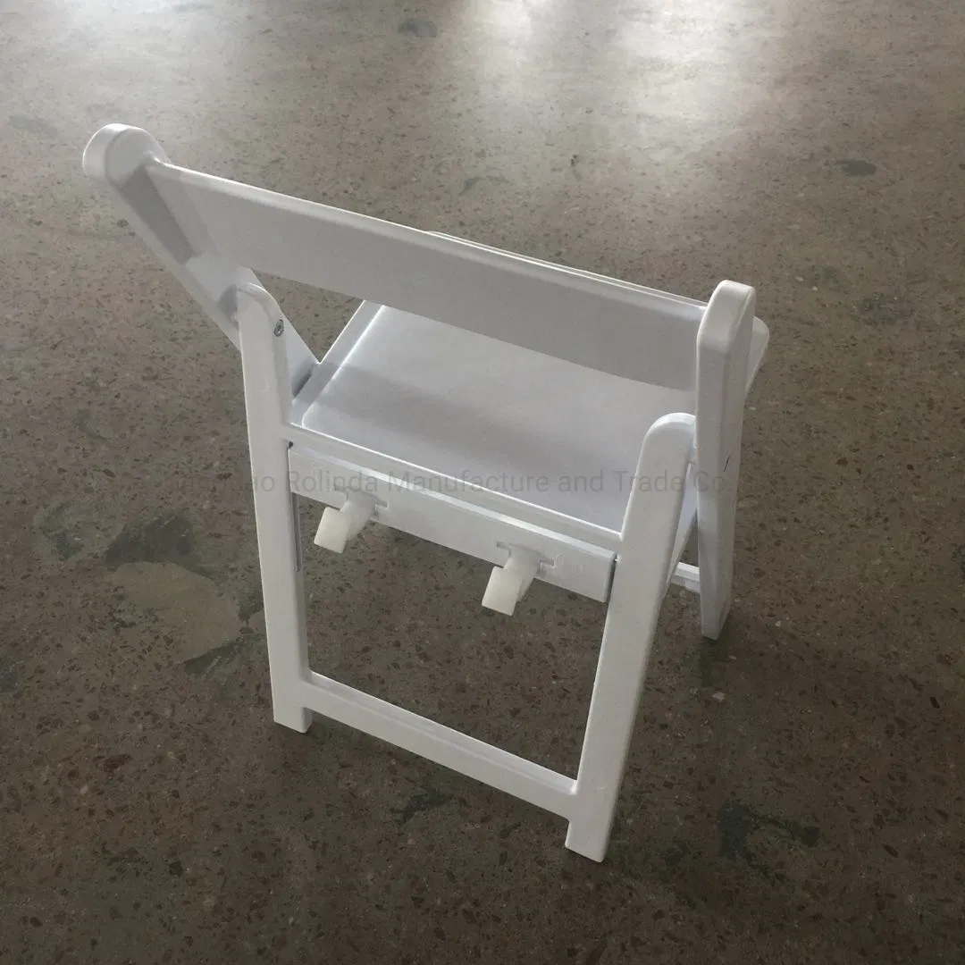 Hot Sales Kids Vinyl Padded Folding Chair for Kids Party &amp; Event Chairs
