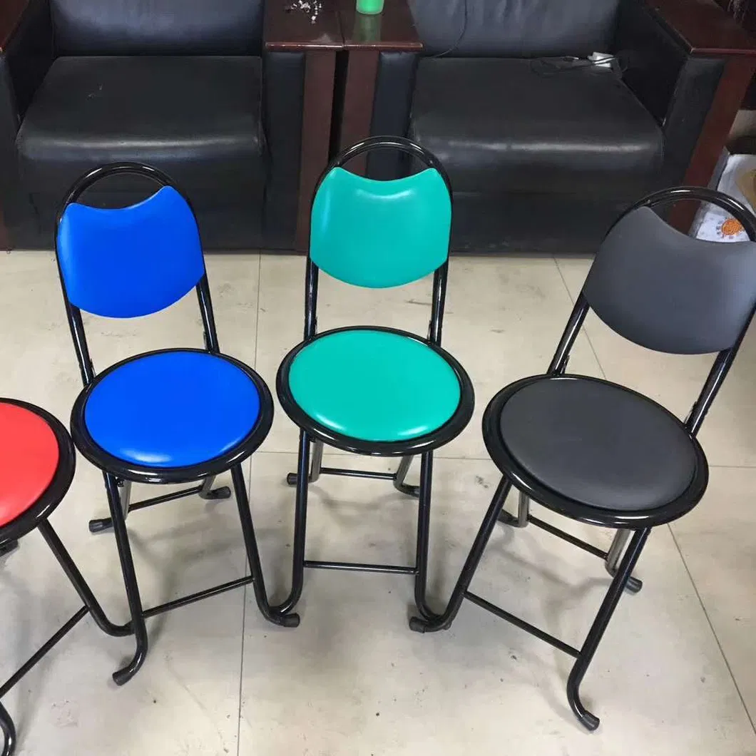 Basic Round Padded Folding Chair for Outdoor and Indoor Seating Use Wbb17512