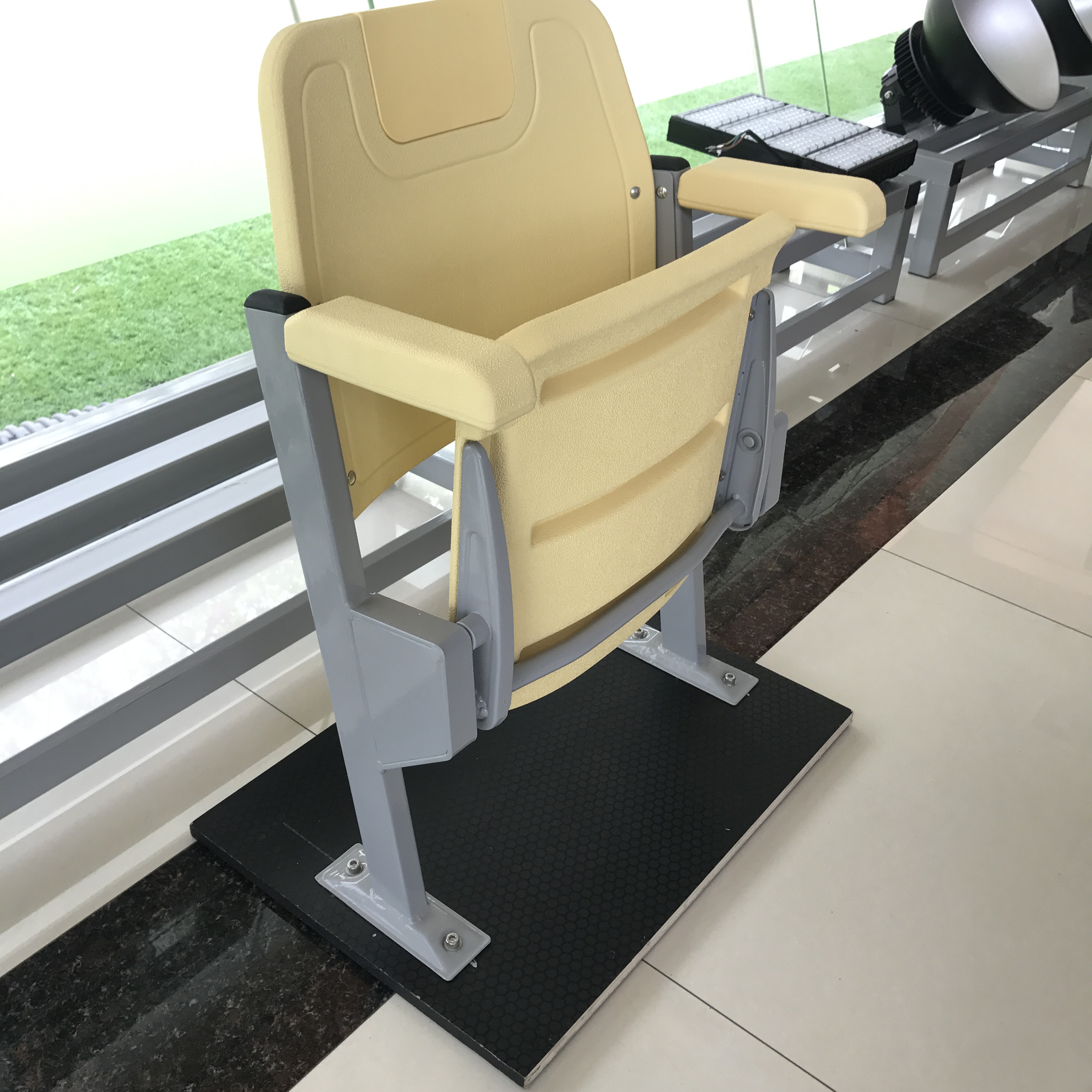 HDPE VIP Foldable Stadium Chair Steel Frame Seats Tip up Seating for Football Basketball Stadium CS-ZZB-GL