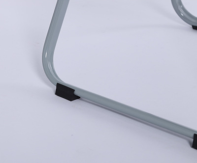 Anti-slip foot chair design
