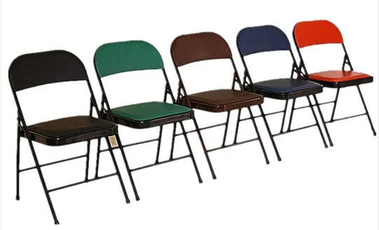 Living Room Using Padded Cheap Metal Folding Chairs
