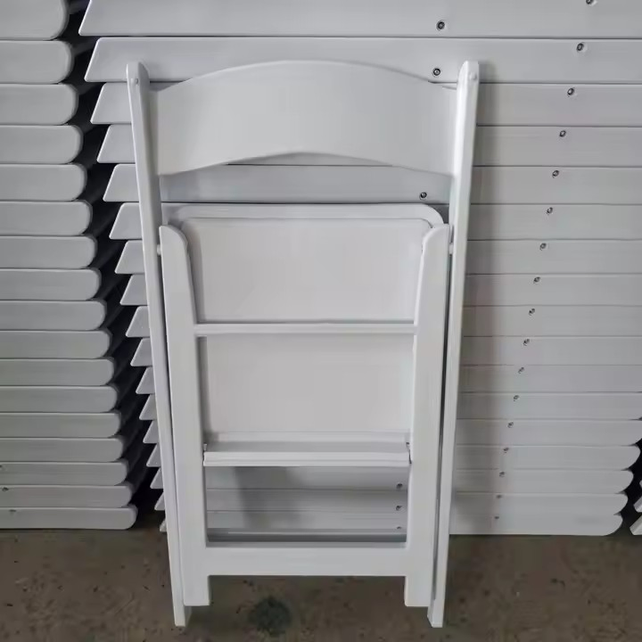 Factory Wholesale Garden Party Stacking Wedding Event PP Waterproof Padded White Black Brown Resin Folding Chairs for Events