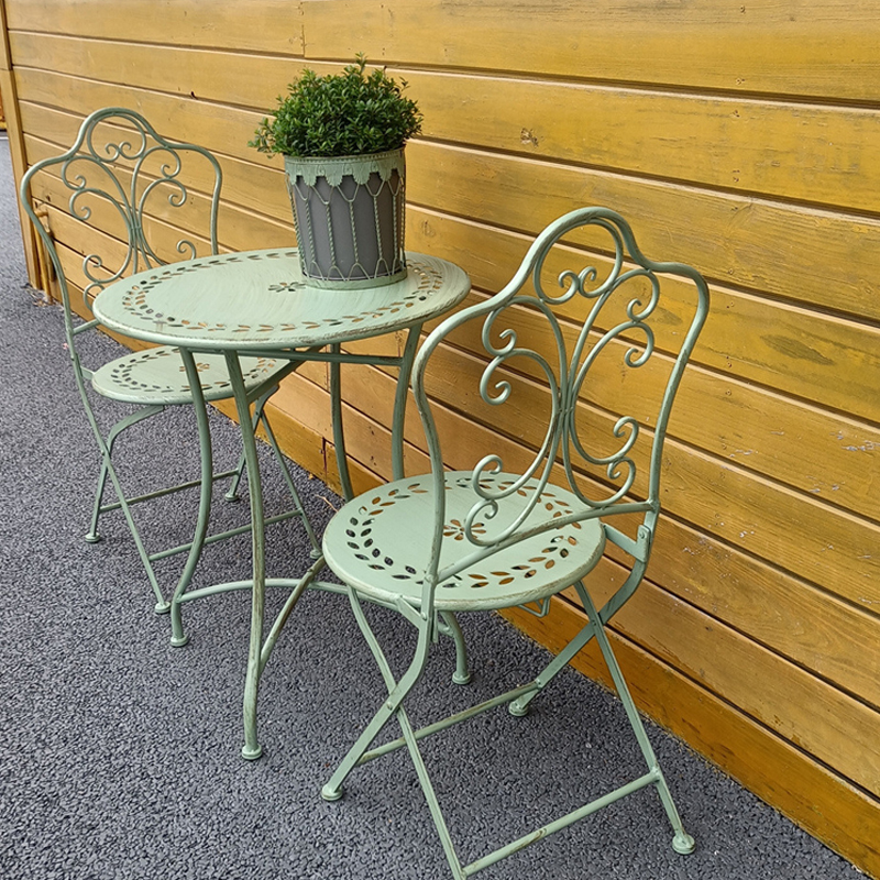 American Retro Old Hollow Pattern Wrought Iron Chair Foldable Outdoor Courtyard Villa Leisure Table and Chair Set
