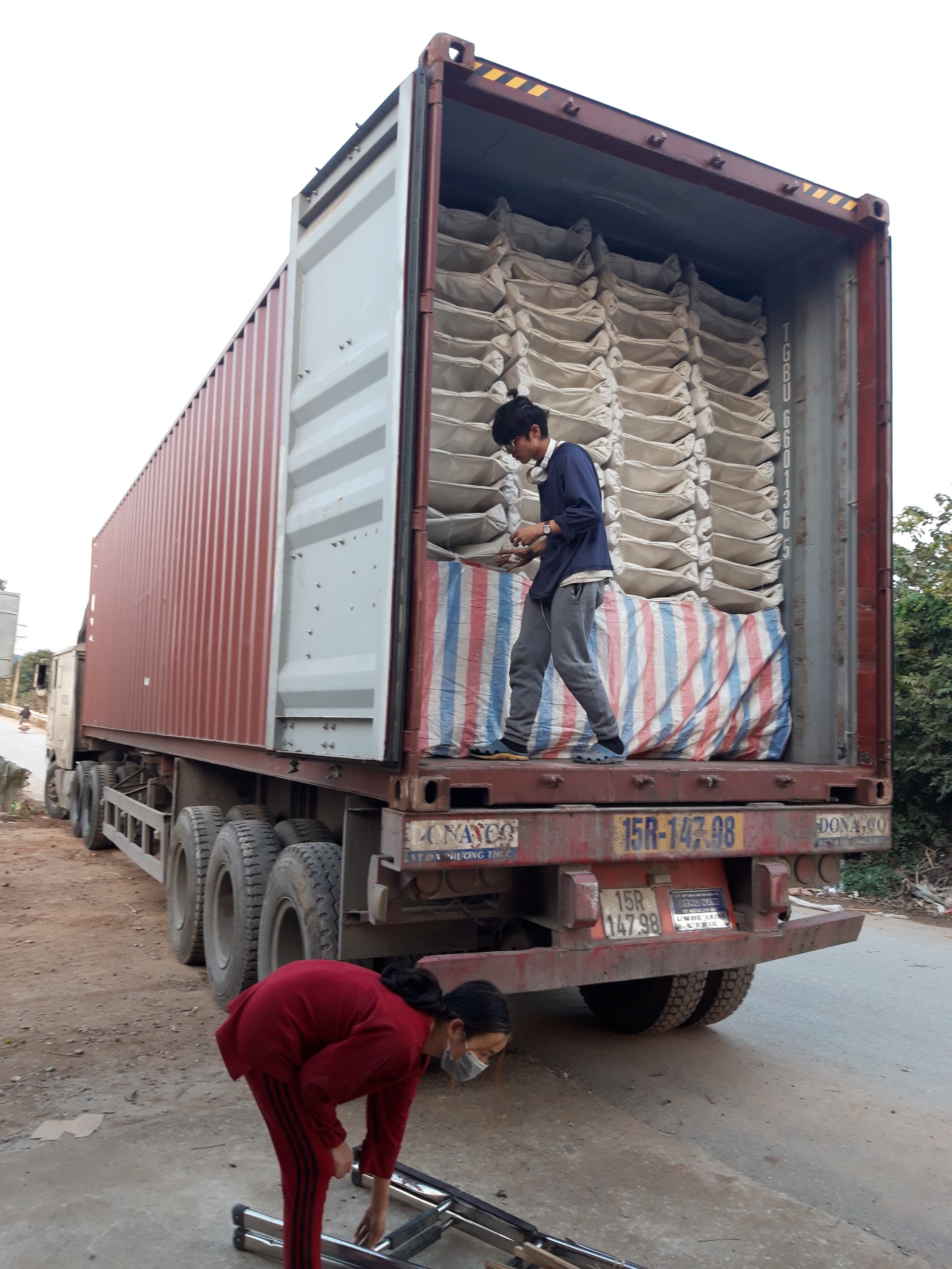 Container Loading Process 2