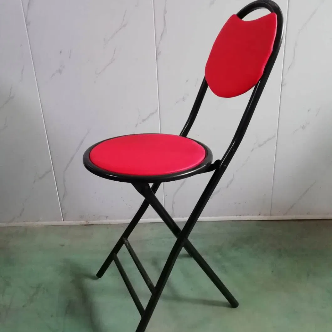 Basic Round Padded Folding Chair for Outdoor and Indoor Seating Use Wbb17512