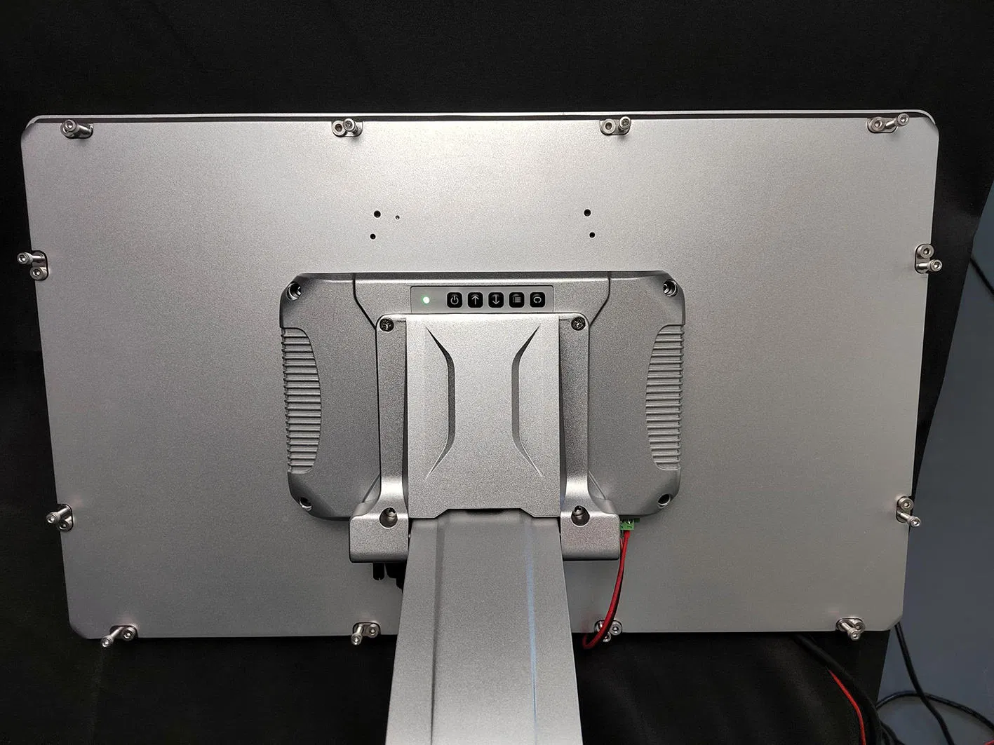 Medical Equipment 15.6 Inch Touchscreen Industrial Monitor IP65 Resistive Touch Panel Front Waterproof HD Display