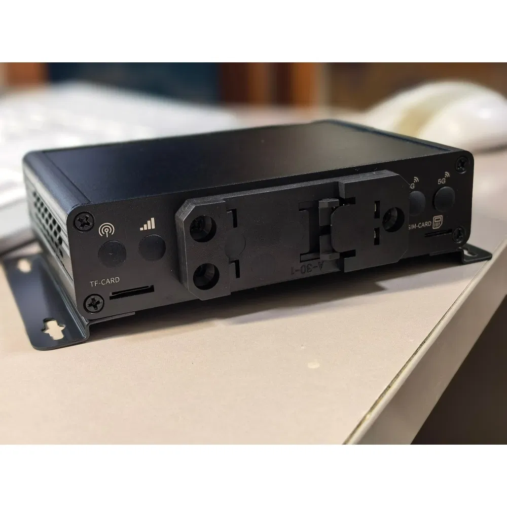 Versatile Edge Computing Gateway with Ubuntu24 04 and M 2 Pcie Support