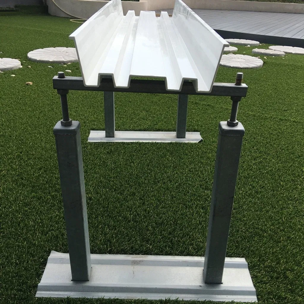 Large Food Grade PVC Vertical Hydroponic Gutter Grow System for Strawberry Cultivation in Solar Agricultural Greenhouses White