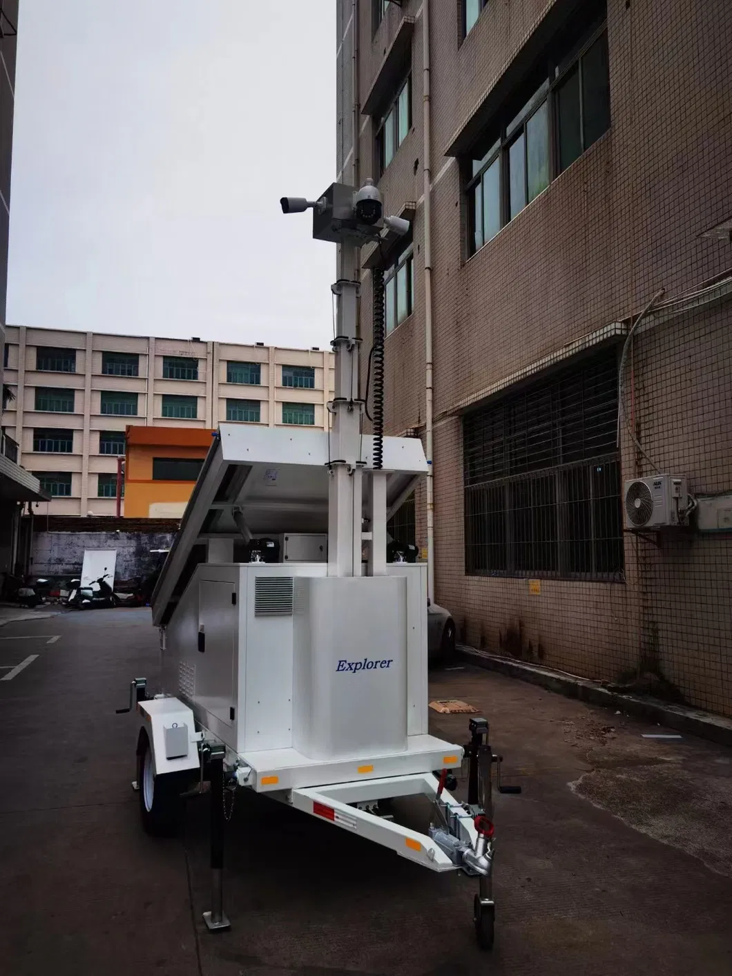Solar Mobile Light Tower