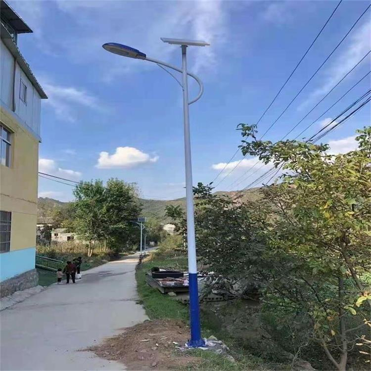 Modern Solar Street Lighting Systems for Smart City Projects
