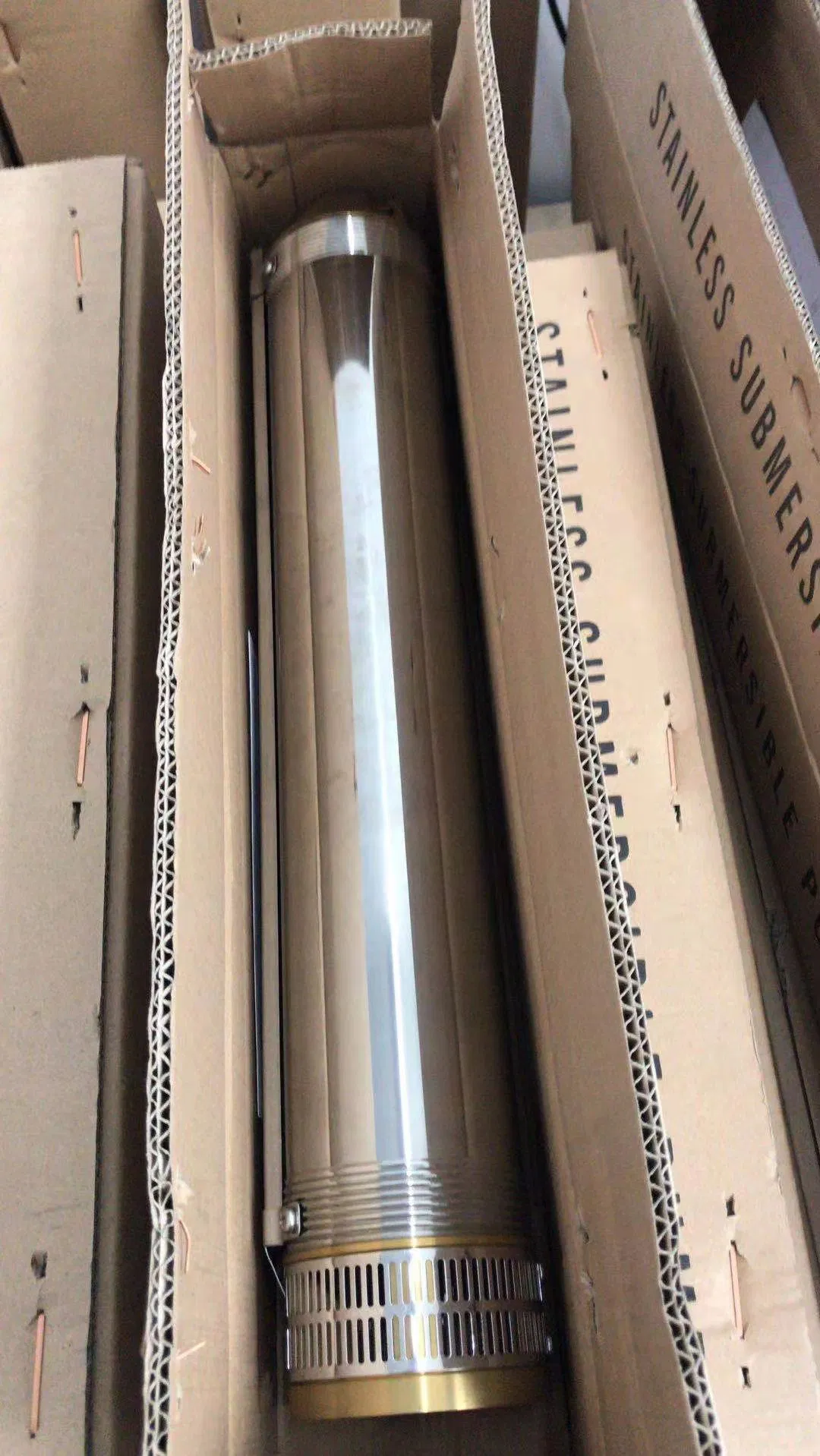 1100W High Quality Solar Submersible DC Irrigation Pump System Deep Well for Agriculture Pump System