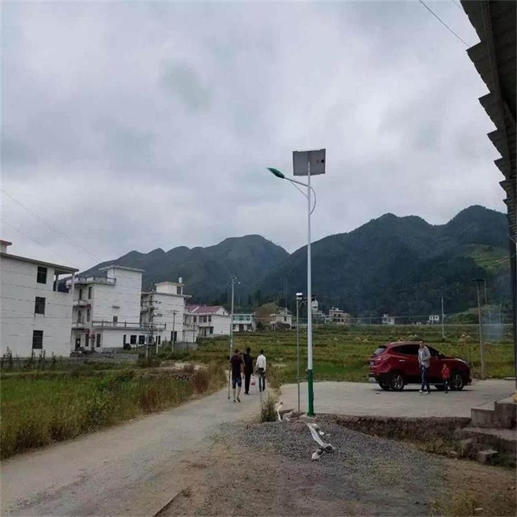 Modern Solar Street Lighting Systems for Smart City Projects