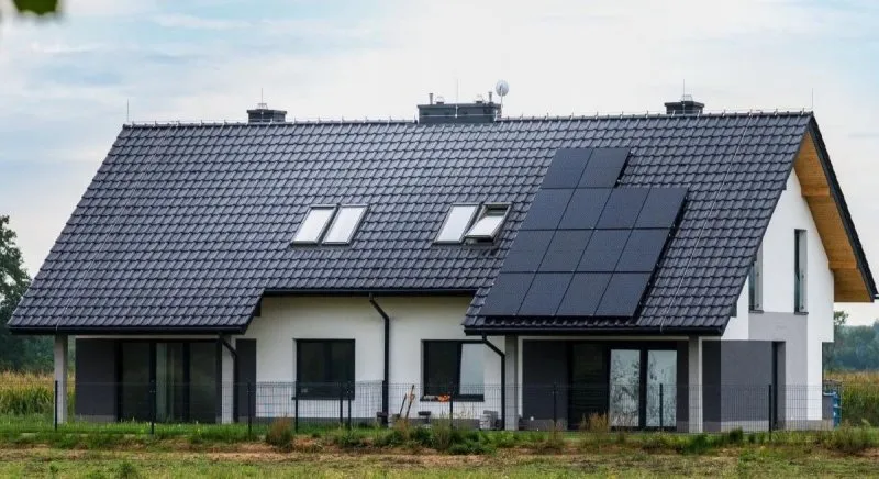 Grid-Tied Solar Energy System Kit