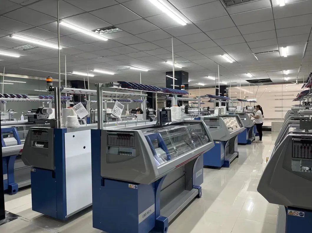 كارديجان محبوك طويل الأكمام مريح مع تصميم جيب جانبي