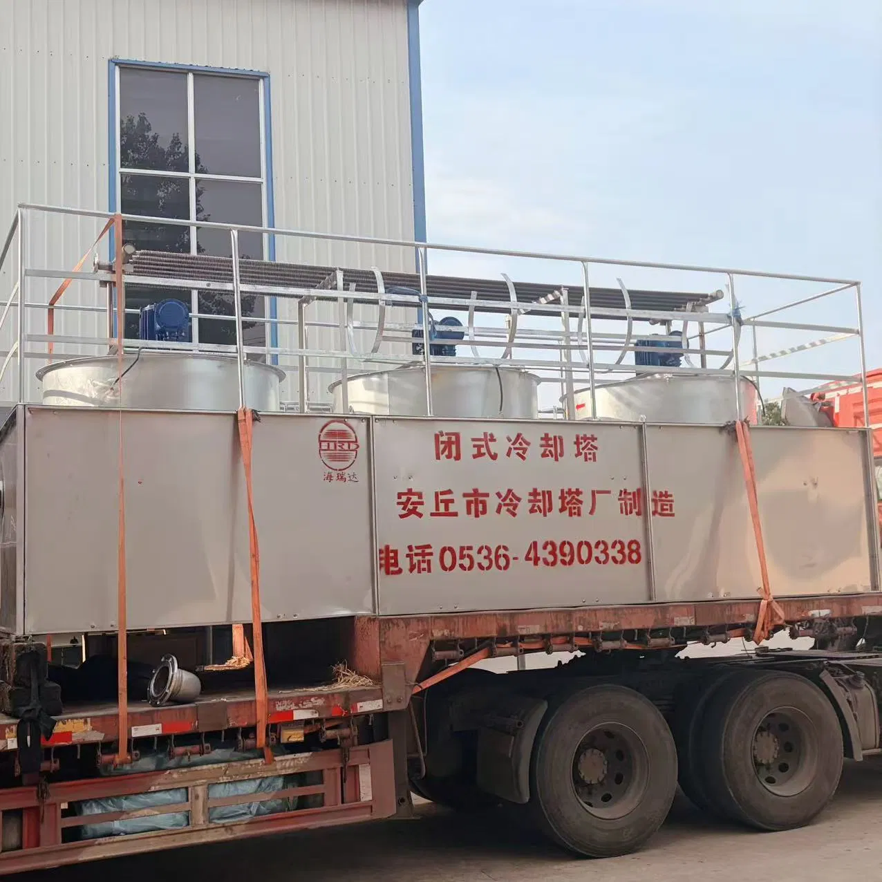 Unidad de Enfriamiento de Circuito Cerrado para HVAC de Edificios Comerciales, Operación Estable Equipos de Enfriamiento por Agua de Flujo Contracorriente de Acero Galvanizado