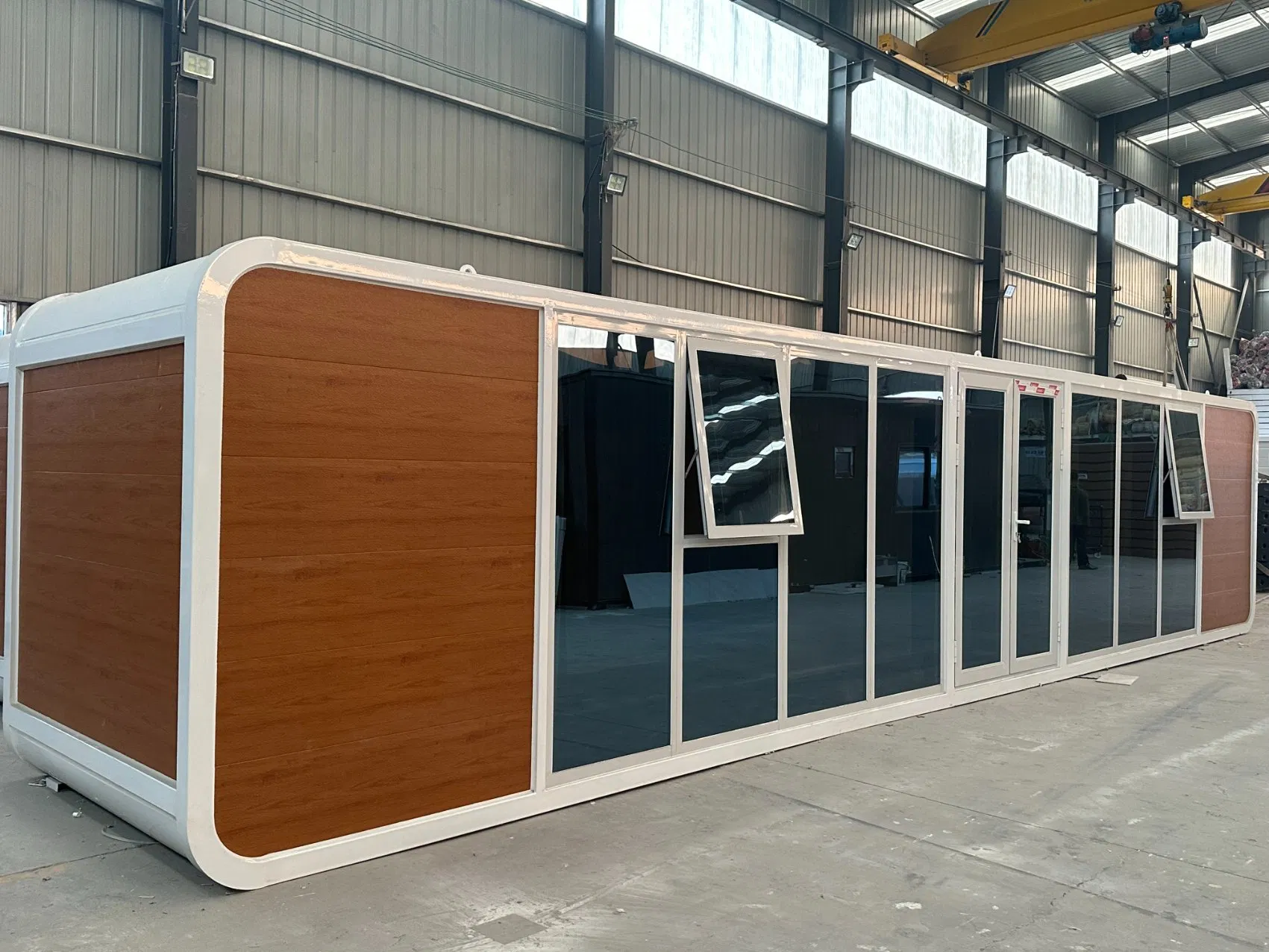 Cabaña Apple totalmente personalizada, cabaña móvil, pod prefabricado, cápsula de lujo modular, villa de glamping, unidad de ocio impermeable para parque turístico costero