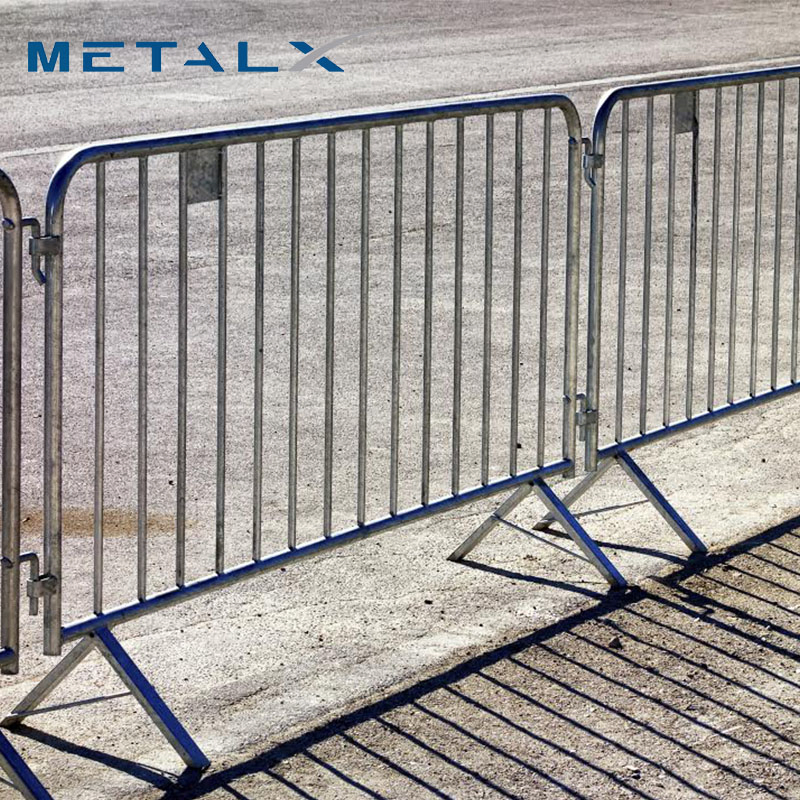 Galvanized Safety Portable Metal Barricade Event Road Car Parking System Automatic Crowd Control Retractable Traffic Barriers for Temporary/Parking System