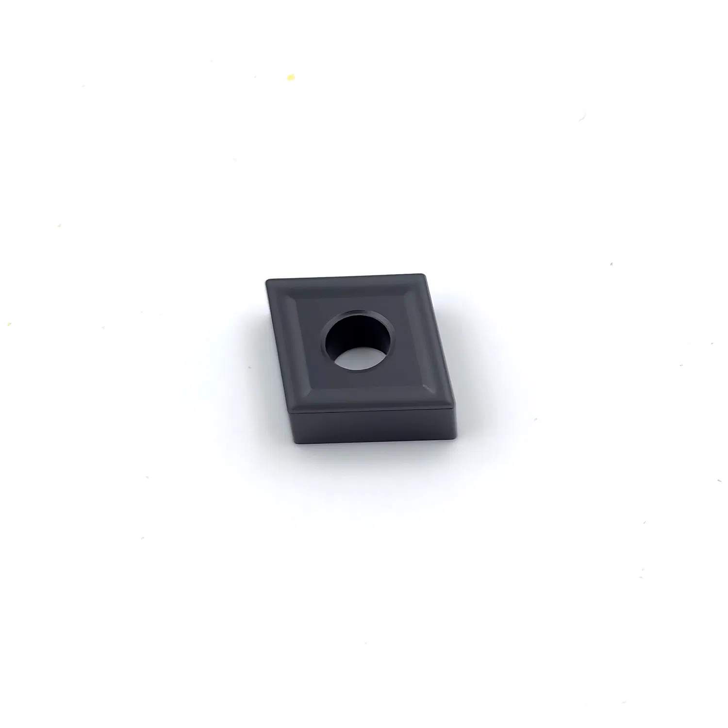 Robust Carbide Insert Solutions for Customizable Steel Material Cutting