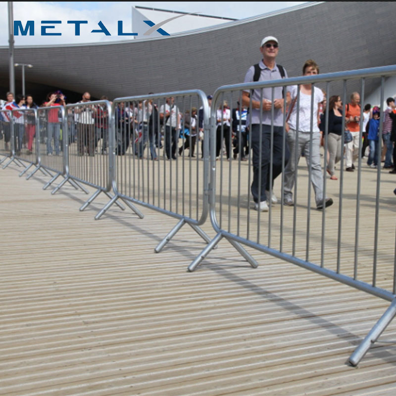 Galvanized Safety Portable Metal Barricade Event Road Car Parking System Automatic Crowd Control Retractable Traffic Barriers for Temporary/Parking System