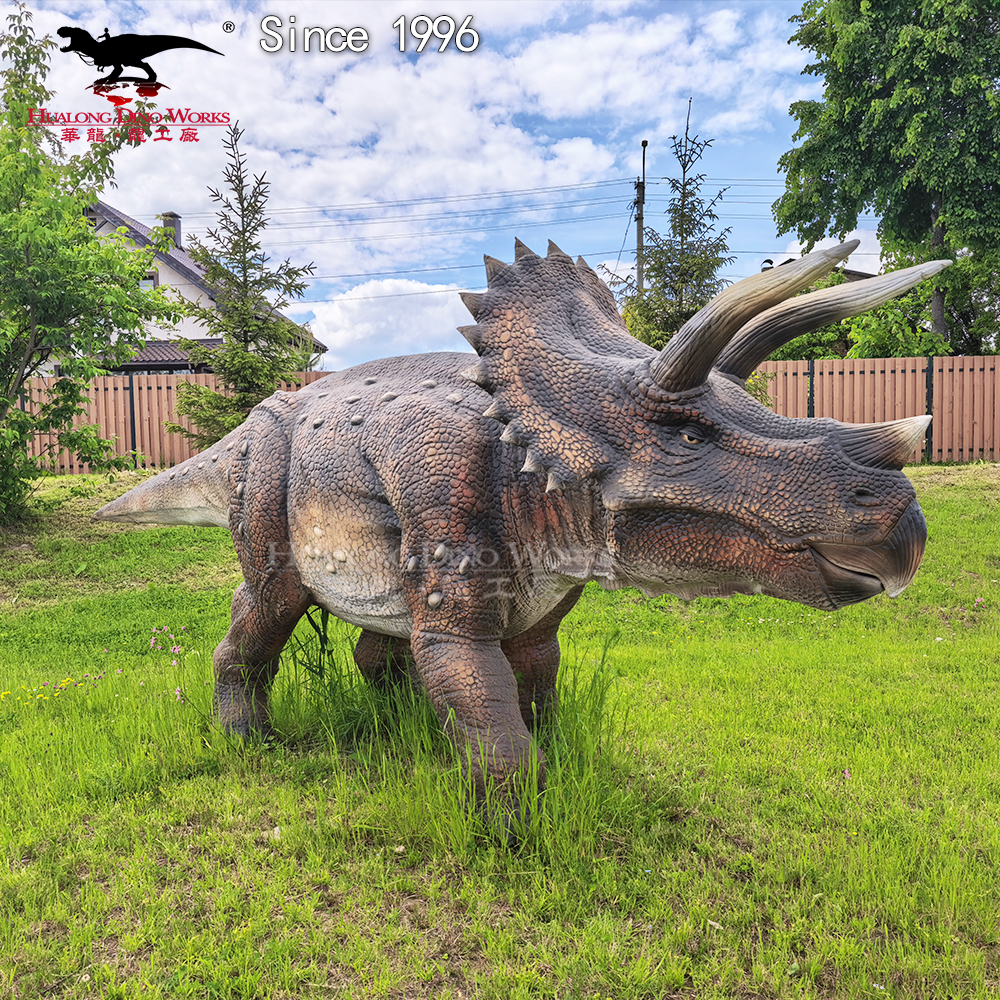 Buy Animatronic Triceratops Model Hualong Technology for Theme Park Dinosaur Exhibition Supplier, Suppliers