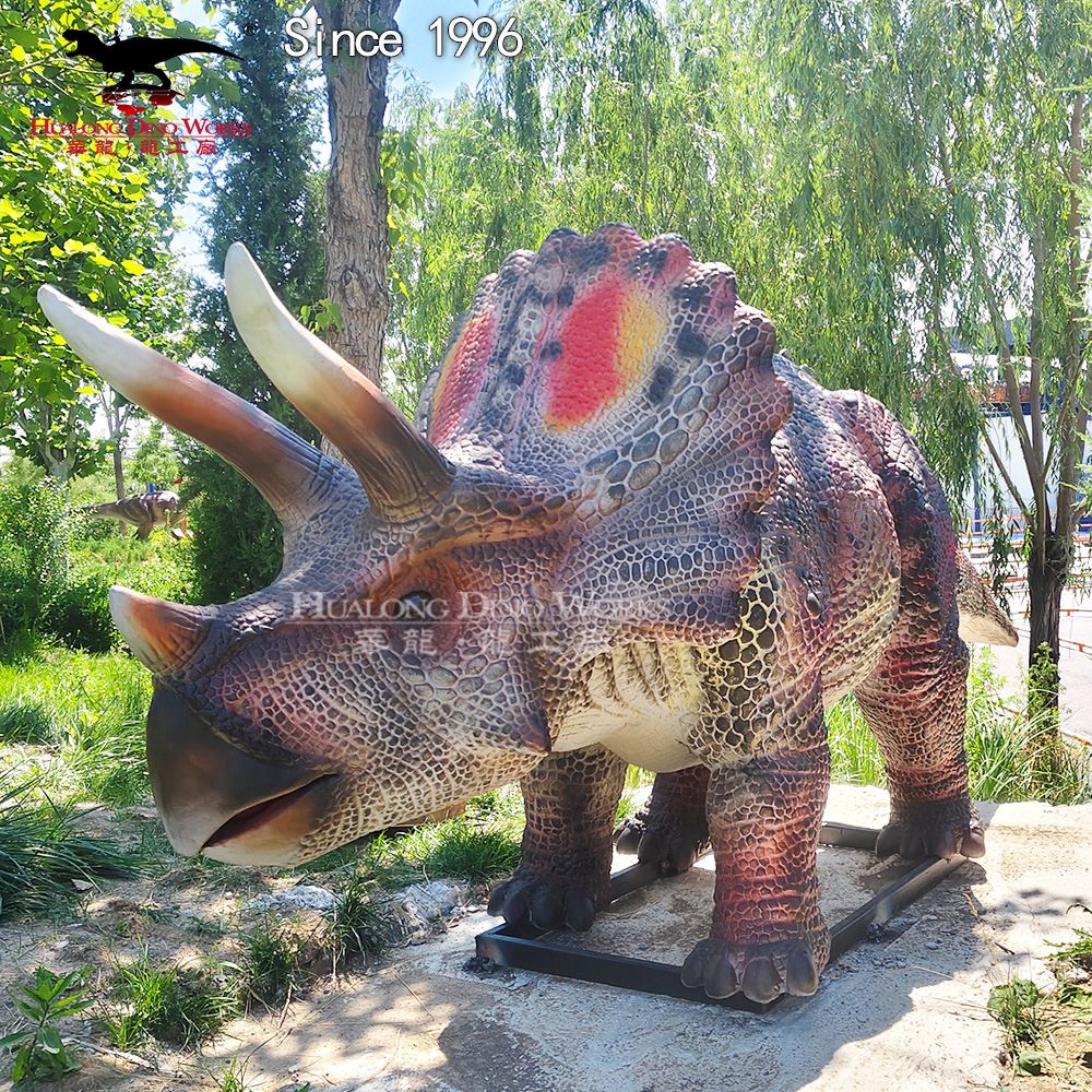 Buy Animatronic Triceratops Model Hualong Technology for Theme Park Dinosaur Exhibition Supplier, Suppliers