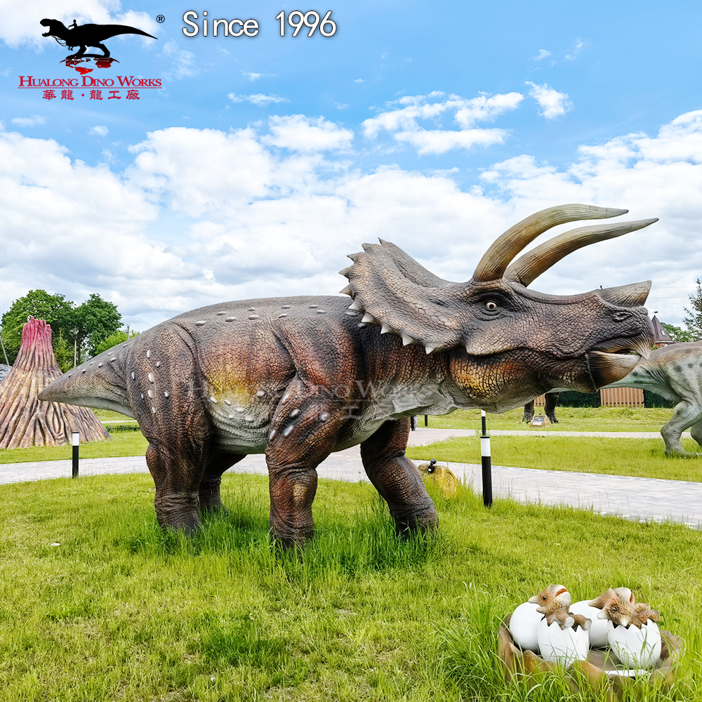 Buy Animatronic Triceratops Model Hualong Technology for Theme Park Dinosaur Exhibition Supplier, Suppliers