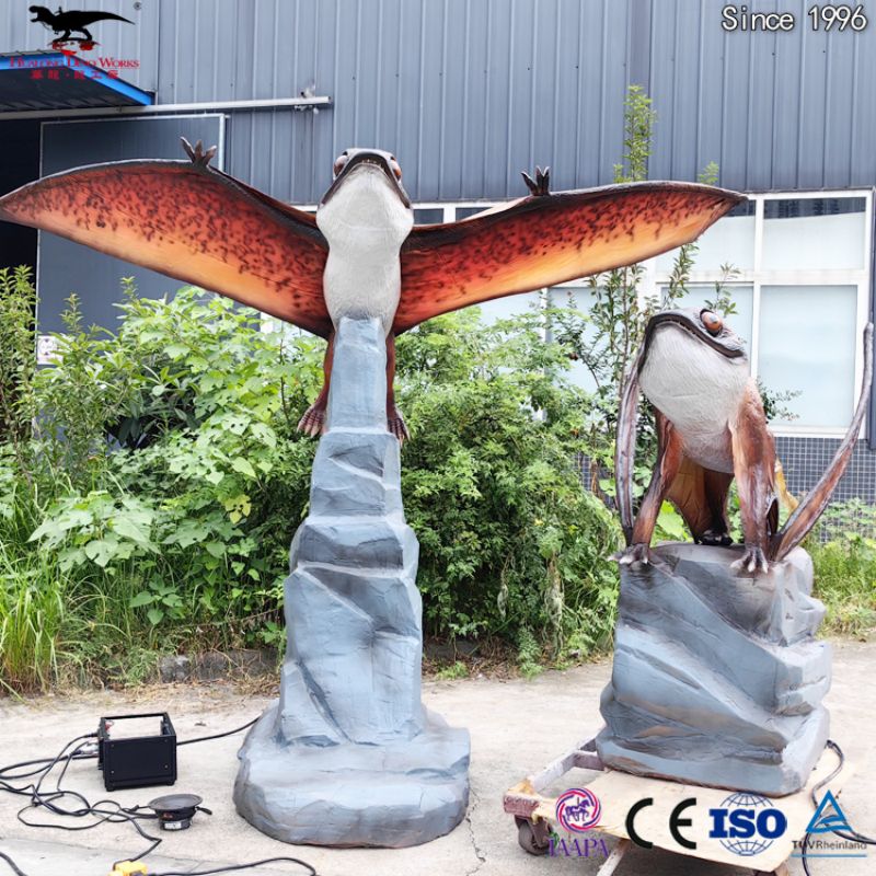 High-Quality Realistic Animatronic Sinomacrops Standing On The Rockery In Jurassic Park Manufacturer, Suppliers