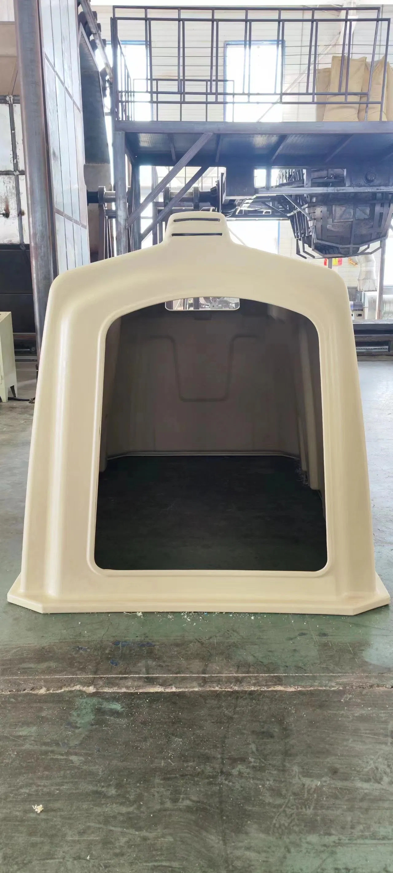 Factory Supply High Quality Durable Outdoor Calf Hutch for Cattle